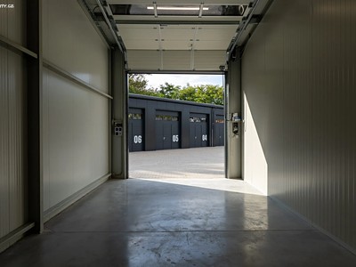 Pronájem garáže 35 m²