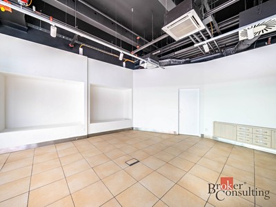 Pronájem komerčního prostoru, 55 m² (2 z 7)