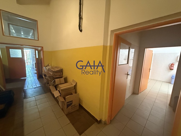 Prodej komerčního prostoru, 600 m² (14 z 24)