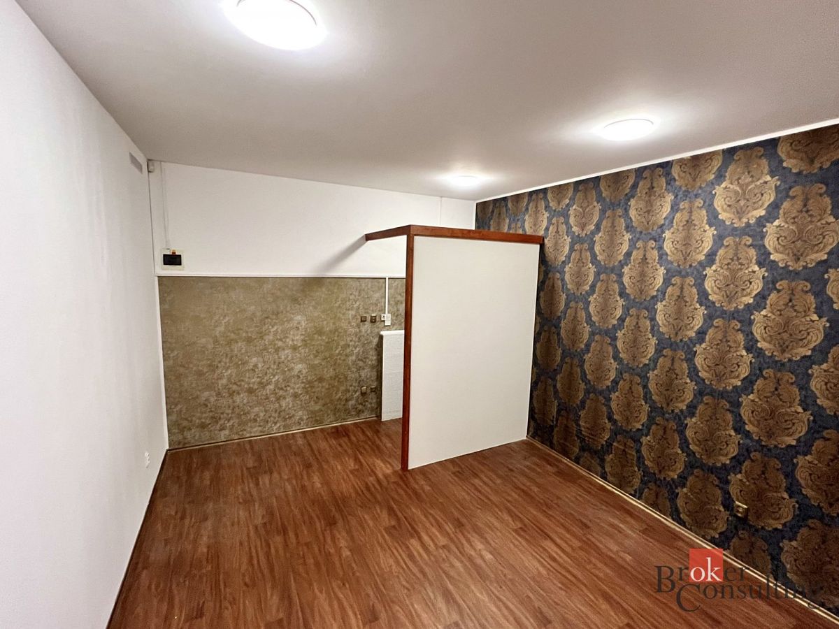 Pronájem kanceláře 30 m² – fotografie 2