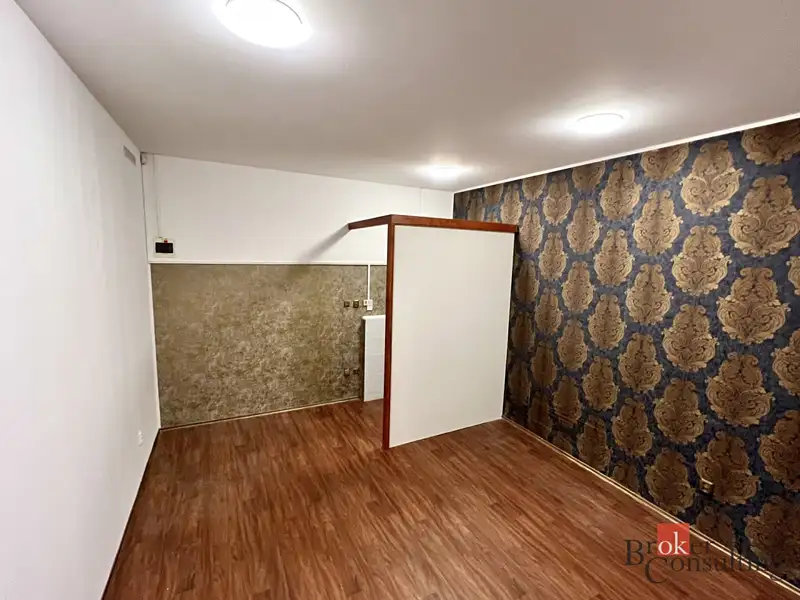 Pronájem kanceláře 30 m², Ostrava – náhled fotky 2