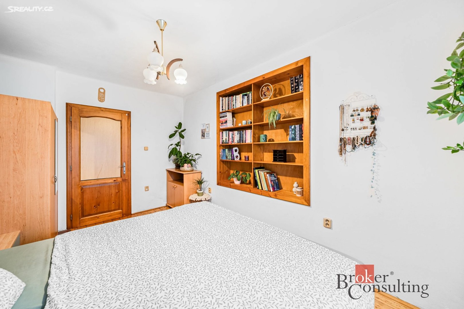 Prodej  rodinného domu 197 m², pozemek 1 522 m² – další