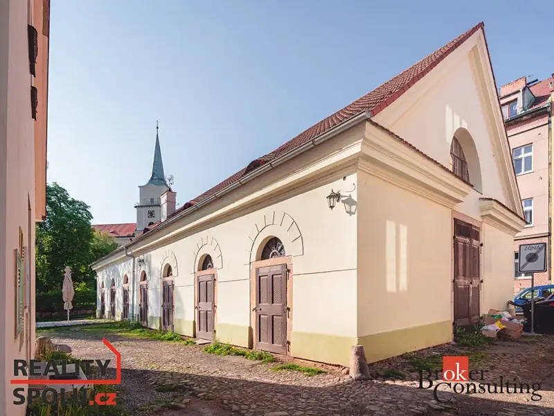 Prodej památky 250 m², pozemek 312 m², Rokycany – náhled fotky 3
