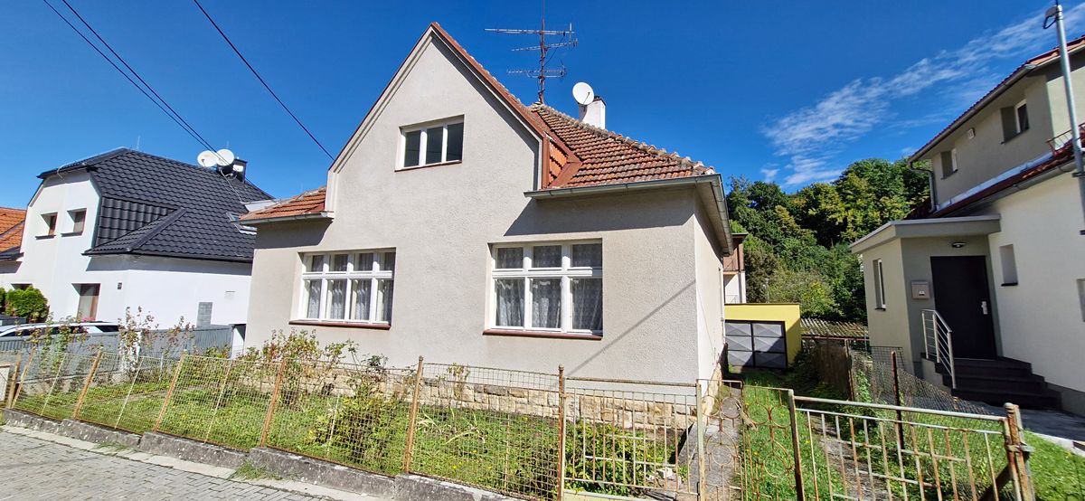 Prodej rodinného domu 120 m², pozemek 376 m² – fotografie 2