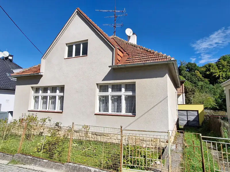 Prodej rodinného domu 120 m², pozemek 376 m², Luhačovice – náhled fotky 2