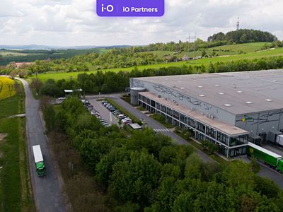 Pronájem skladového prostoru 7079 m²