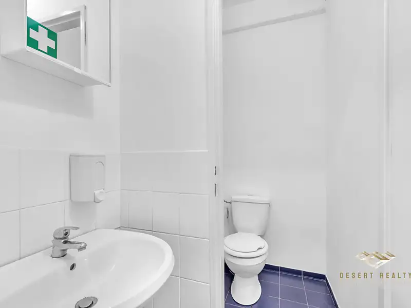 Prodej obchodního prostoru 75 m², Praha – náhled fotky 2