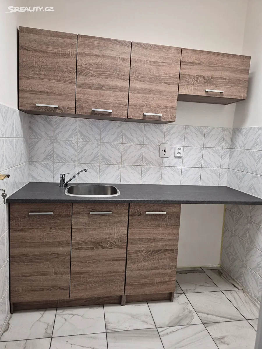 Pronájem kanceláře 30 m² – pohled 6
