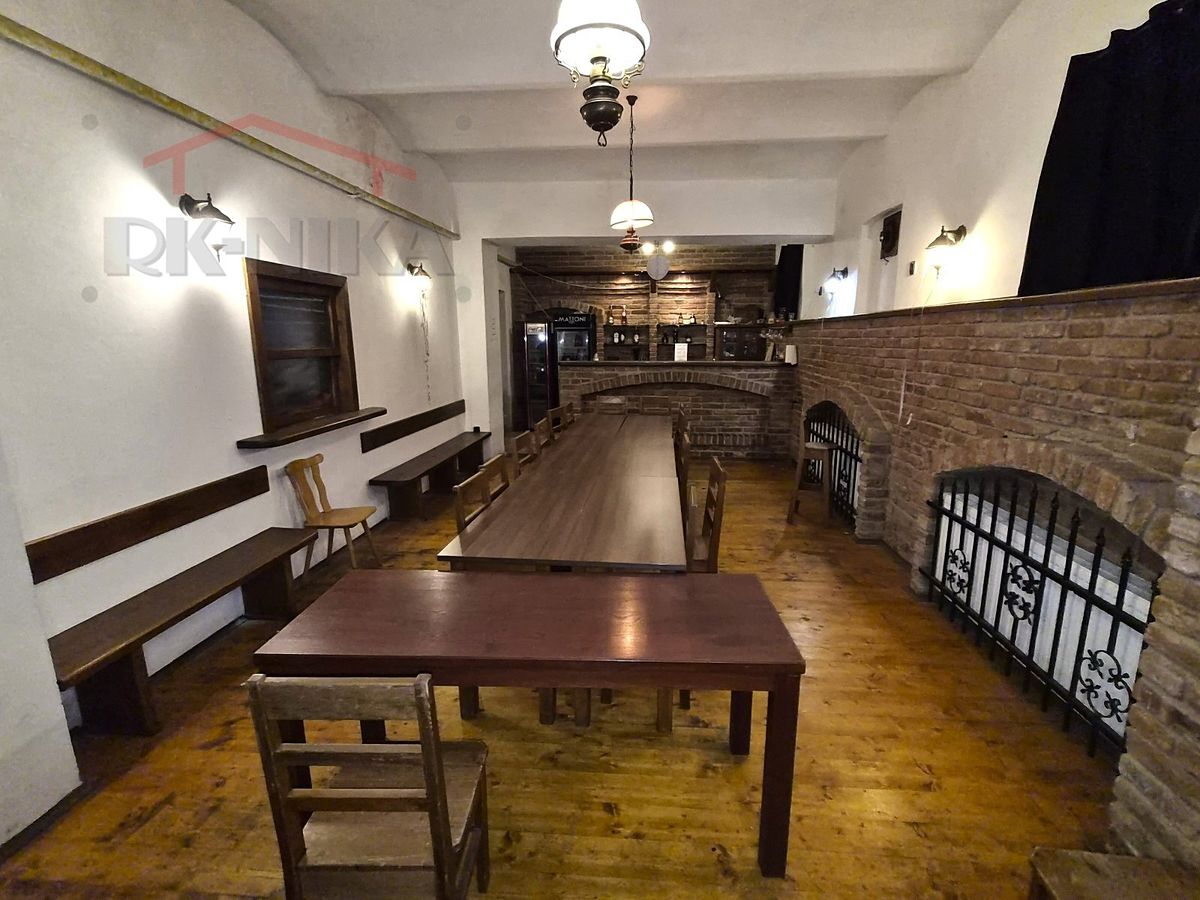 Pronájem restaurace 295 m²