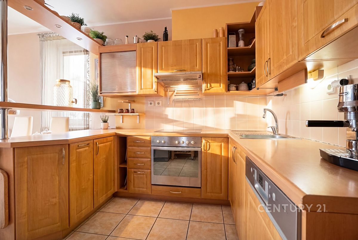 Prodej bytu 3+kk 72 m² – fotografie 3