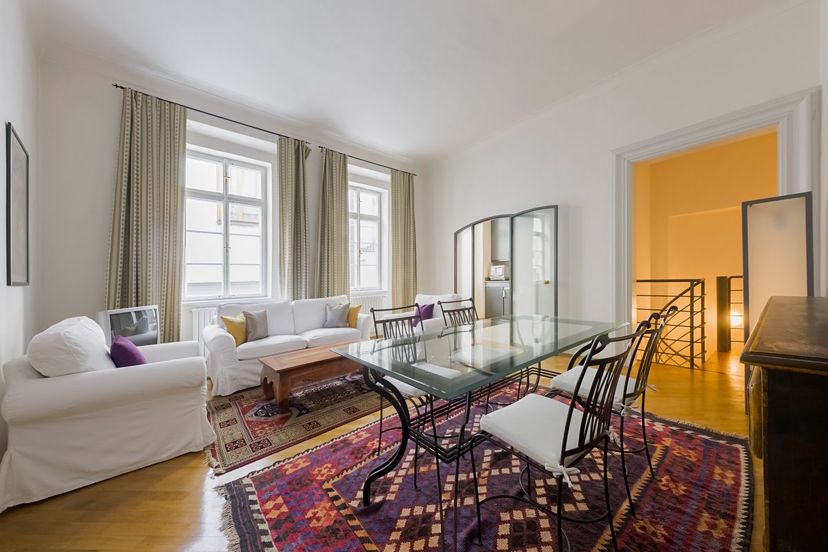 Pronájem bytu 2+1 73 m² (Mezonet)