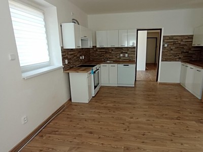 Pronájem bytu 3+1 100 m² (Jednopodlažní)