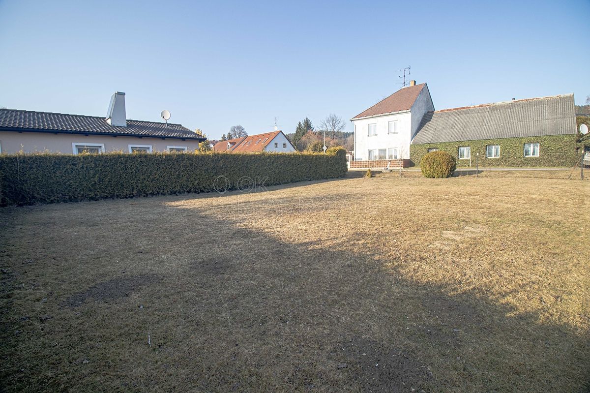 Prodej stavebního pozemku 1041 m² – fotografie 3