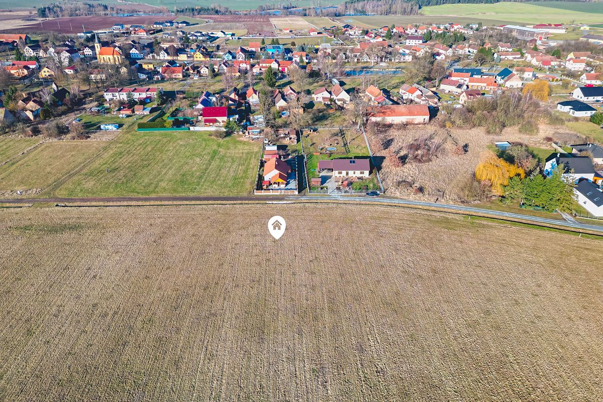 Prodej stavebního pozemku 1177 m² – fotografie 3