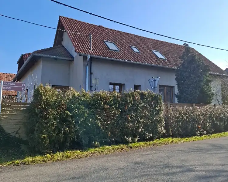Prodej rodinného domu 220 m², pozemek 509 m², Sibřina – náhled fotky 3