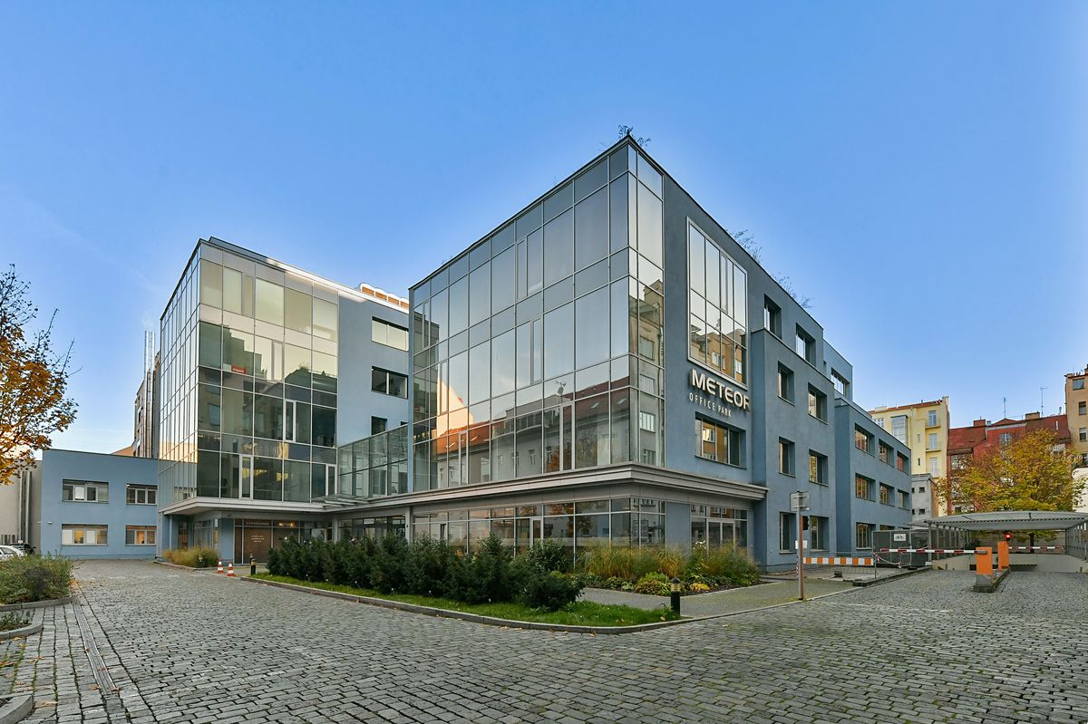Pronájem kanceláře 137 m² – fotografie 2