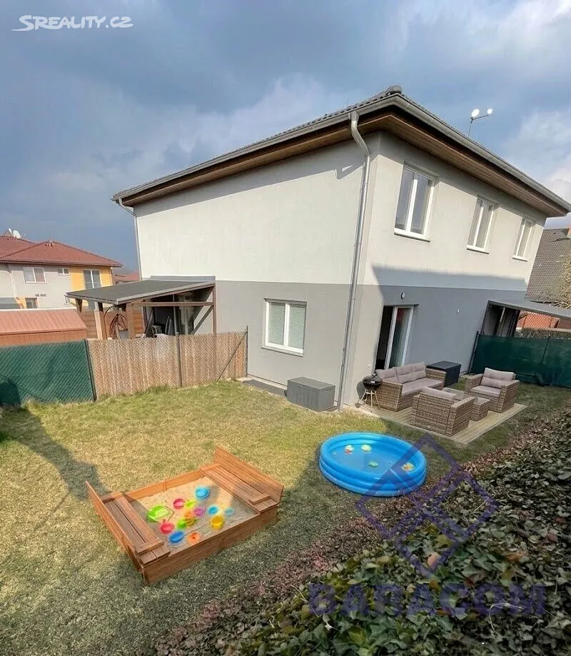 Prodej bytu 3+kk 71 m², Bašť