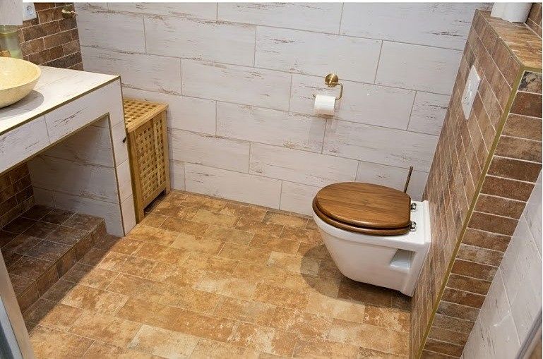 Prodej rodinného domu 360 m², pozemek 1000 m² – fotografie 4