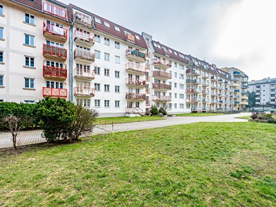 Pelušková, Praha - Kyje