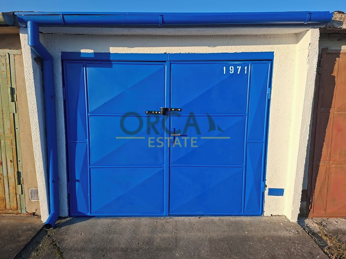 Prodej garáže 18 m²