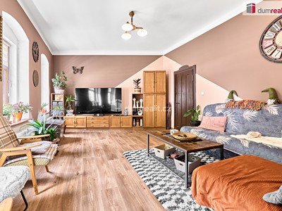 Prodej  rodinného domu 380 m², pozemek 489 m²