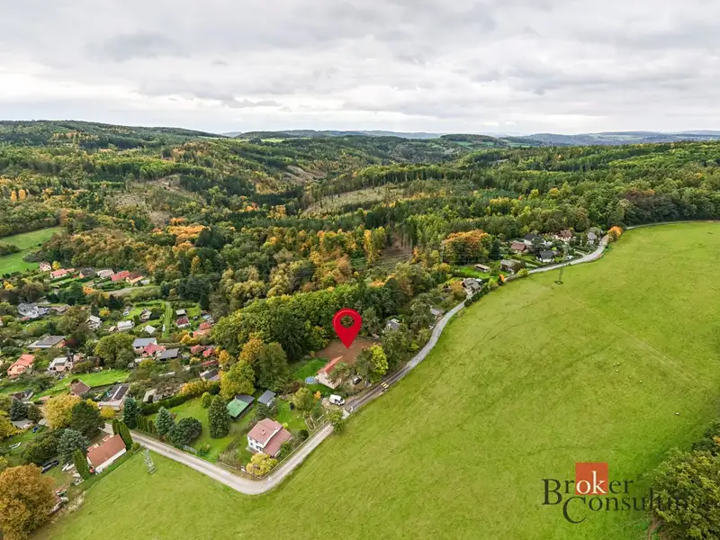 Prodej stavebního pozemku 783 m², Okrouhlo – náhled fotky 3