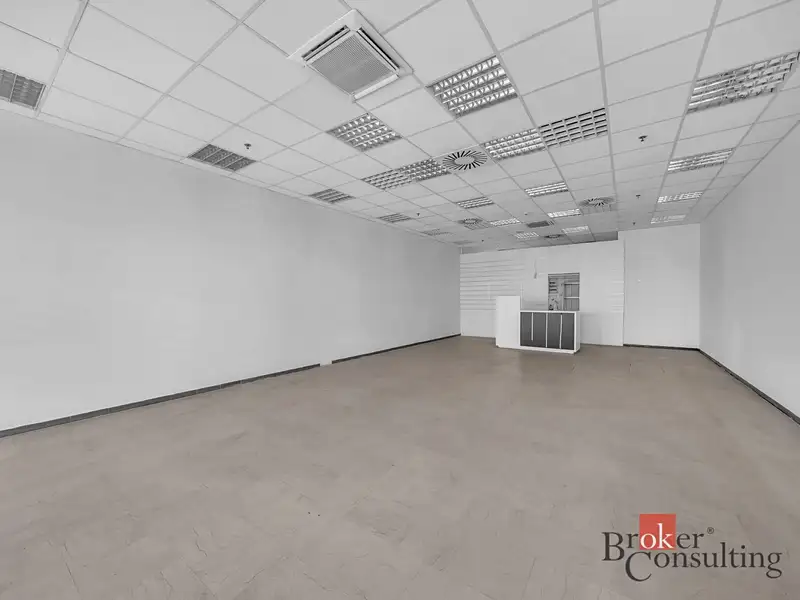 Pronájem obchodního prostoru 94 m², Hradec Králové – náhled fotky 2