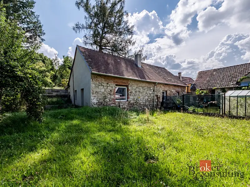 Prodej rodinného domu 100 m², pozemek 1008 m², Strmilov – náhled fotky 2