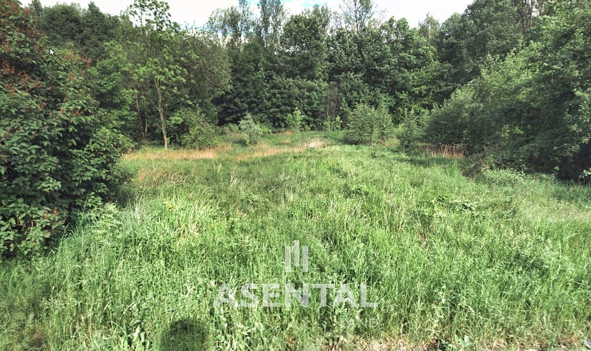 Prodej stavebního pozemku 2800 m²