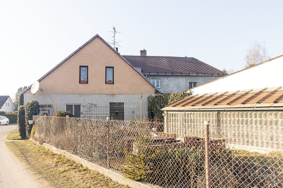 Prodej rodinného domu 150 m², pozemek 521 m² – fotografie 2