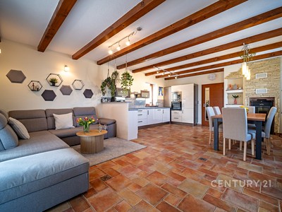 Prodej domu, 220 m² (2 z 31)