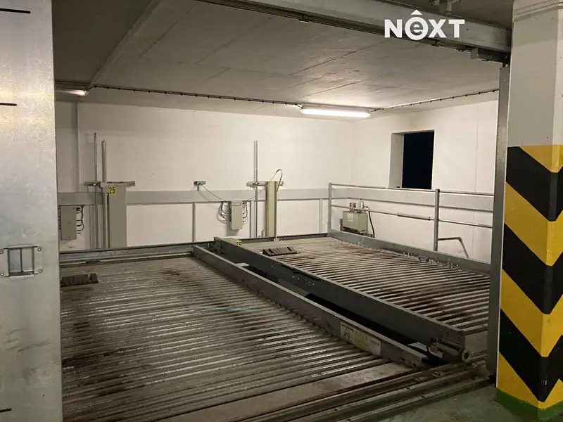 Prodej garáže 12 m², Praha – náhled fotky 3