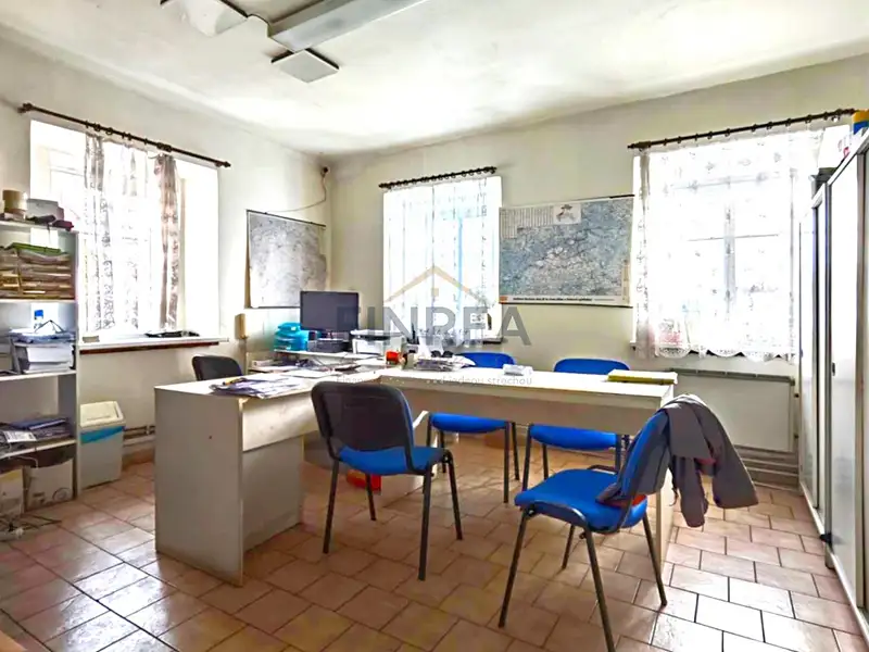 Prodej rodinného domu 450 m², pozemek 120 m², Teplice – náhled fotky 3