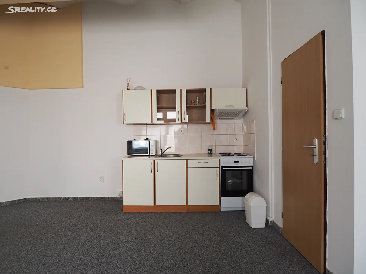 Pronájem obchodního prostoru 44 m² – pohled 5