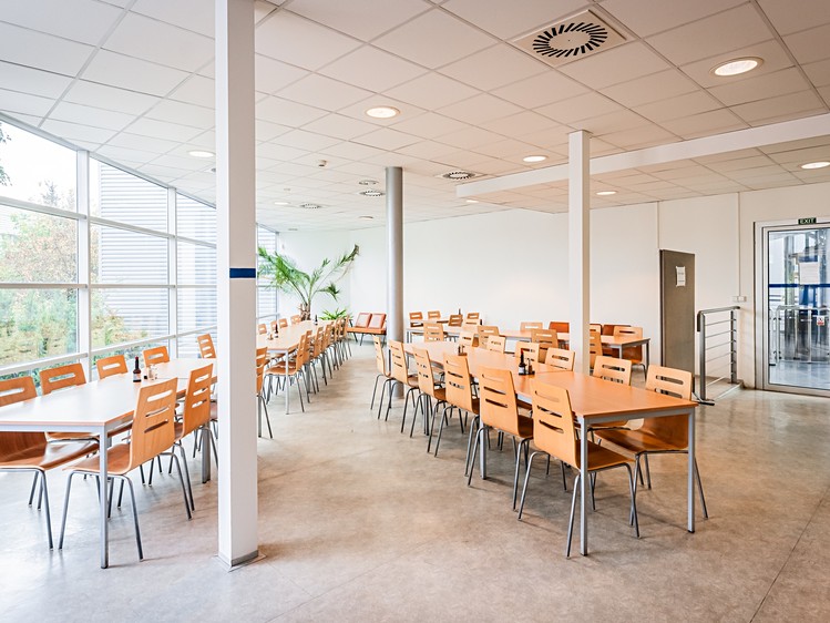Комерційне приміщення в оренду, 122 м² (10 з 12)