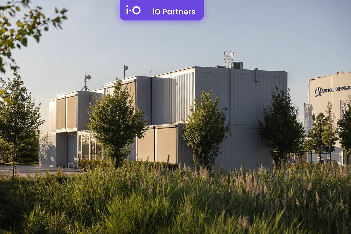 Pronájem skladového prostoru 6169 m² – fotografie 2