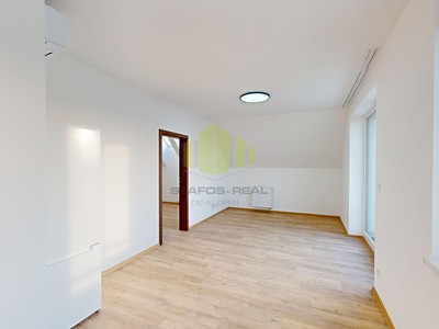 Pronájem bytu 2+kk 52 m² — photo 3