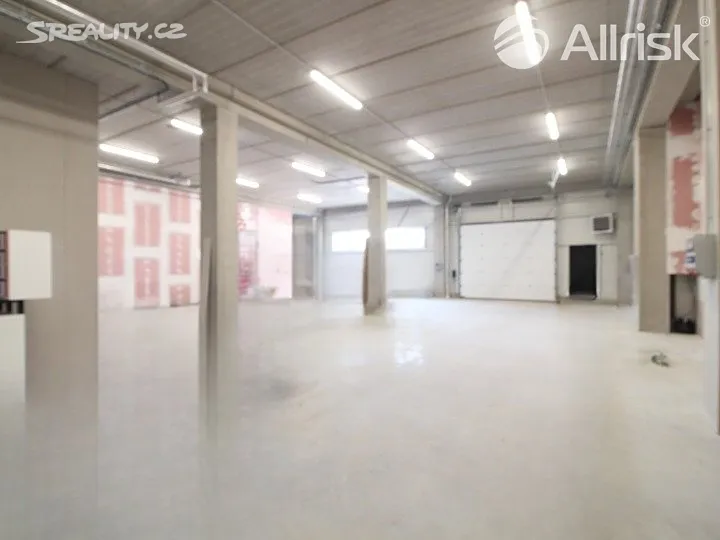 Pronájem výrobní haly, prostoru 570 m² – pohled 4