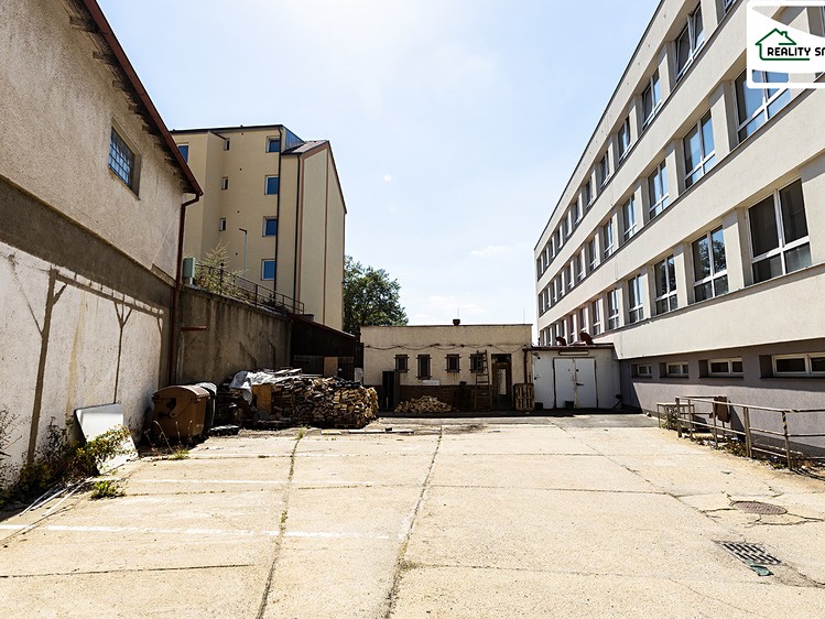 Комерційне приміщення на продаж, 267 м² (12 з 14)