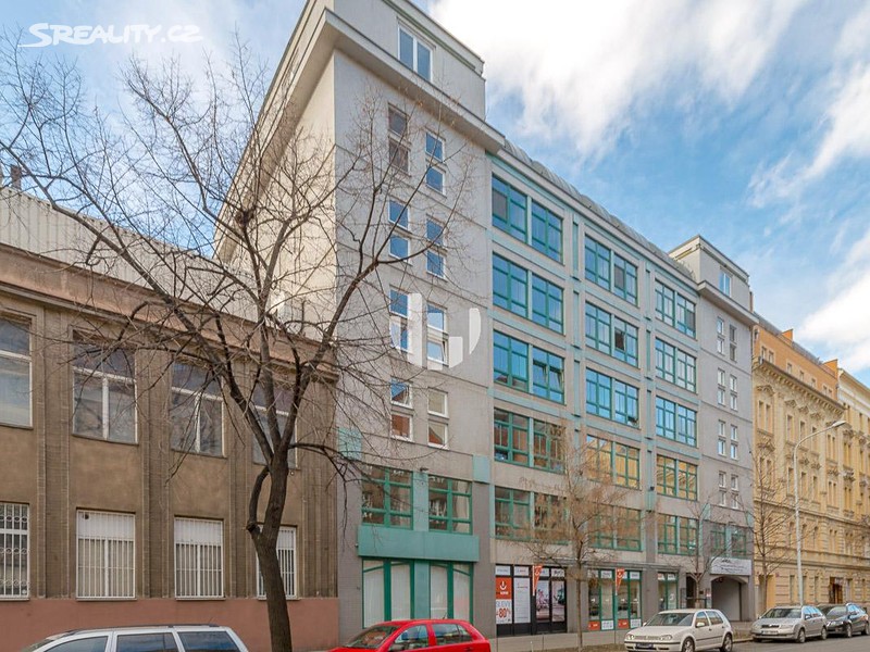 Pronájem kanceláře 473 m², Praha