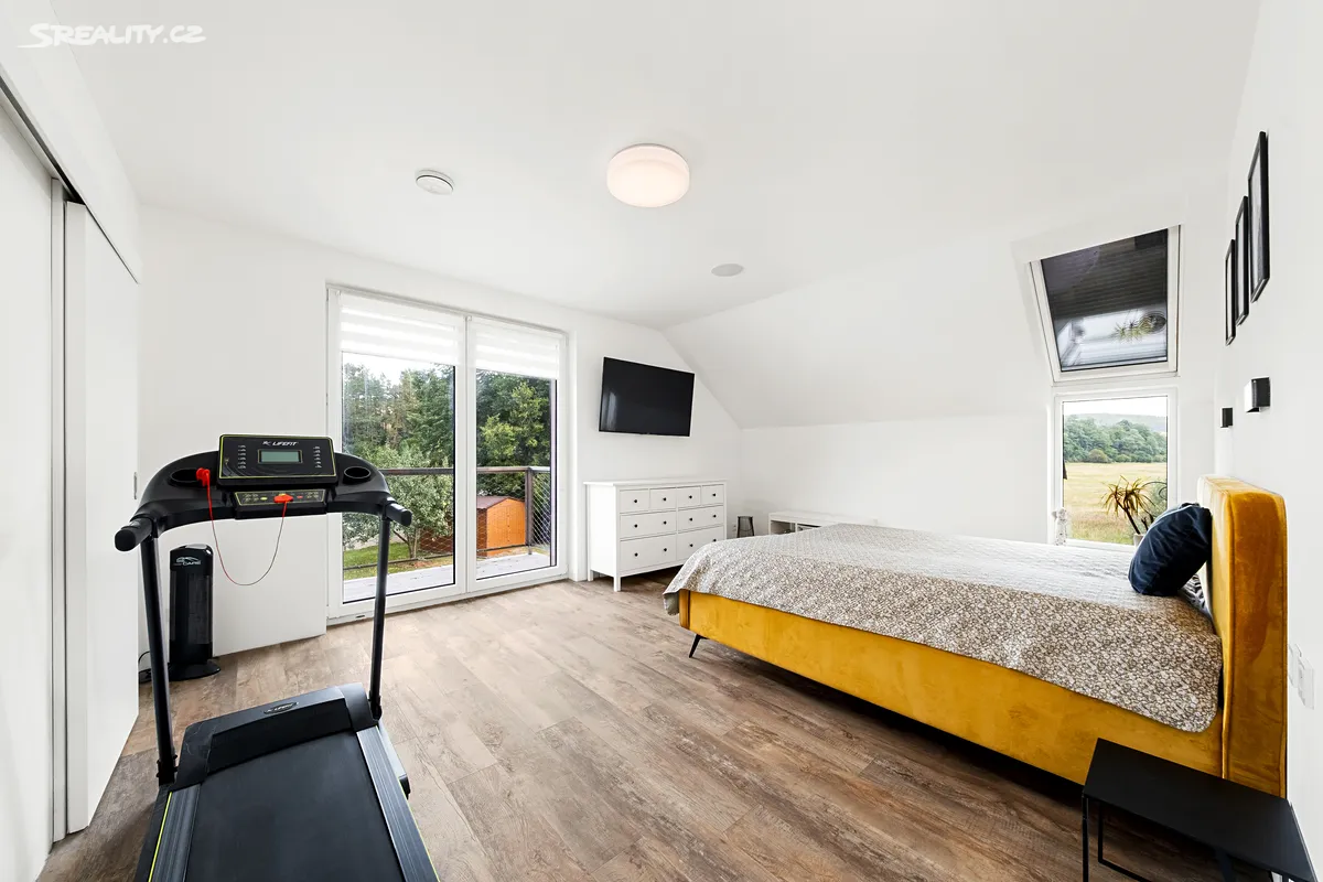 Prodej rodinného domu 178 m², pozemek 1203 m² – další