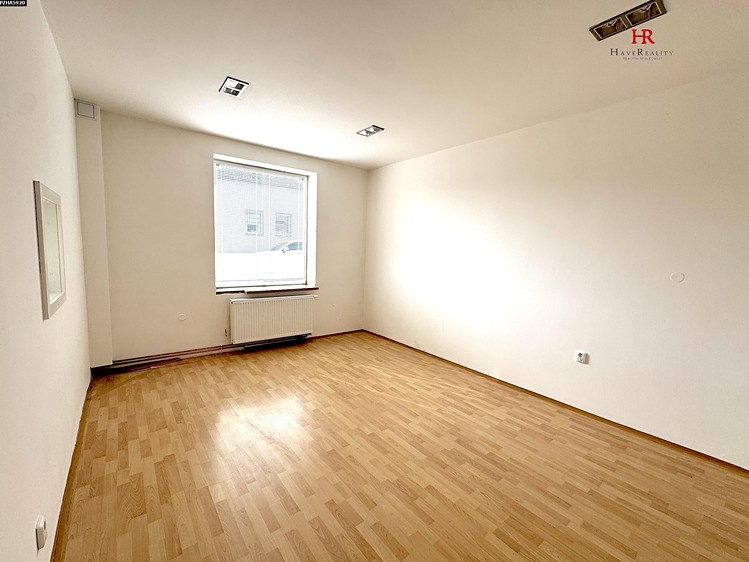 Комерційне приміщення в оренду, 80 м² (7 з 14)