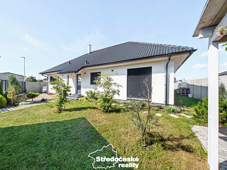 Haus zum Kauf, 240 m² (50 von 50)