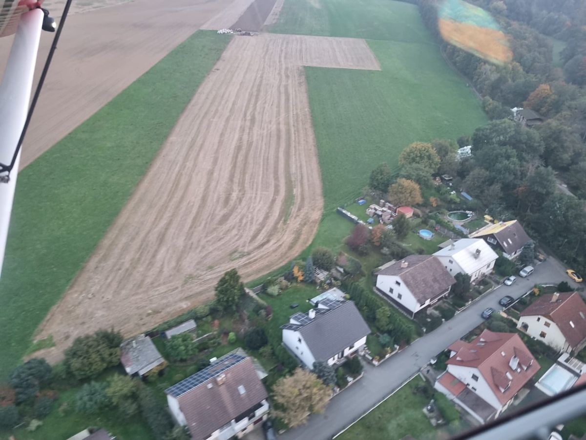 Prodej stavebního pozemku 4000 m² – fotografie 3