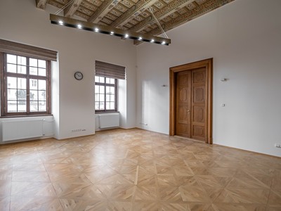 Pronájem kanceláře 157 m² — photo 3