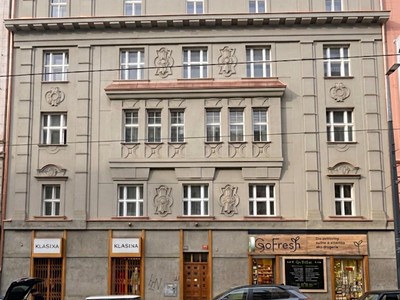 Pronájem bytu 3+kk 98 m² (Jednopodlažní)