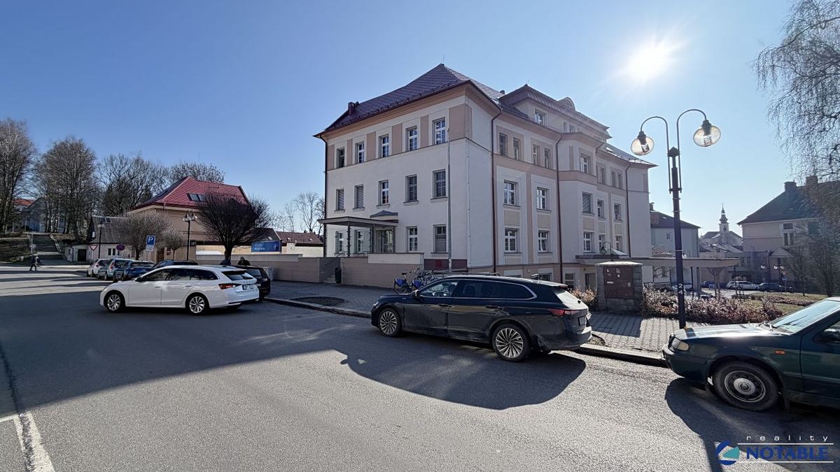 Pronájem obchodního prostoru 88 m²