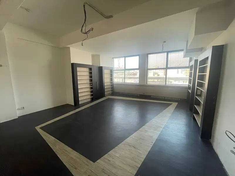 Pronájem obchodního prostoru 45 m², Zlín – náhled fotky 3