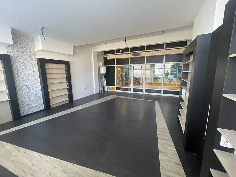 Pronájem obchodního prostoru 45 m², Zlín – náhled fotky 2
