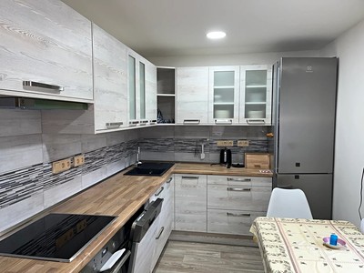 Pronájem bytu 2+1 55 m² (Jednopodlažní)